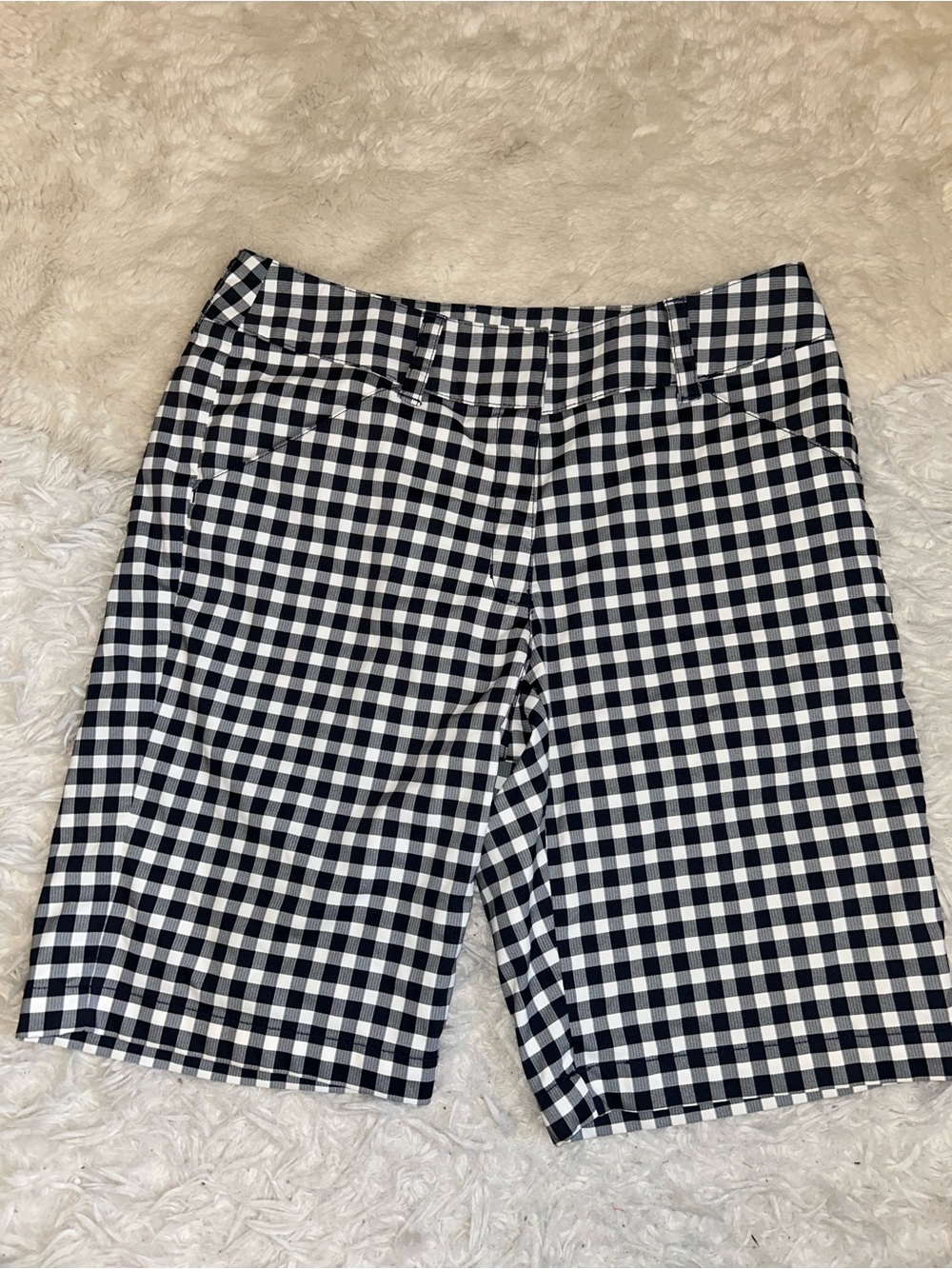 Callaway dark navy blue white checked gingham golf shorts Omni dri woman’s 6